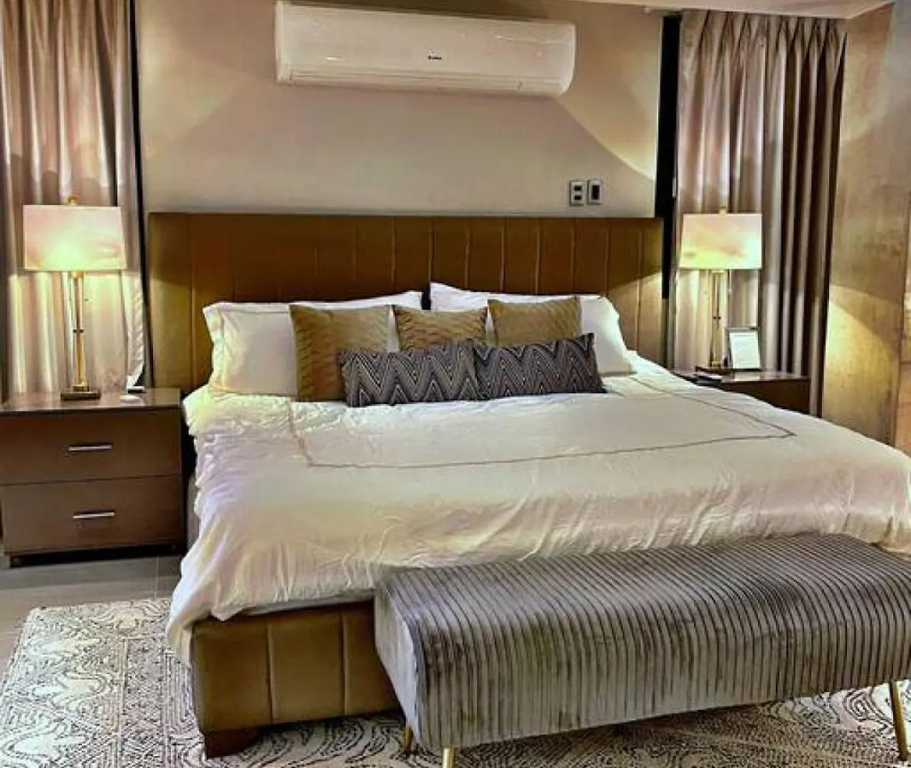 Rl 604 Romantic Penthouse Pvt Terrace, Jacuzzi And Bbq 산토도밍고 아파트
